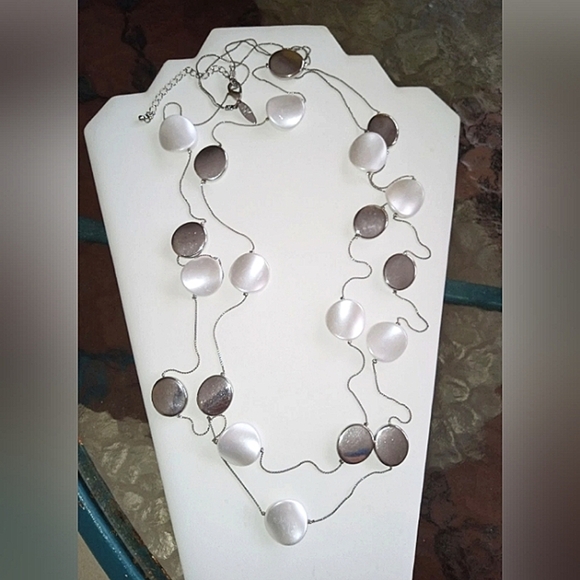 NY Necklace Silver & Gun Metal Color Flat Beads 2 Strand Station 38" - Picture 2 of 5